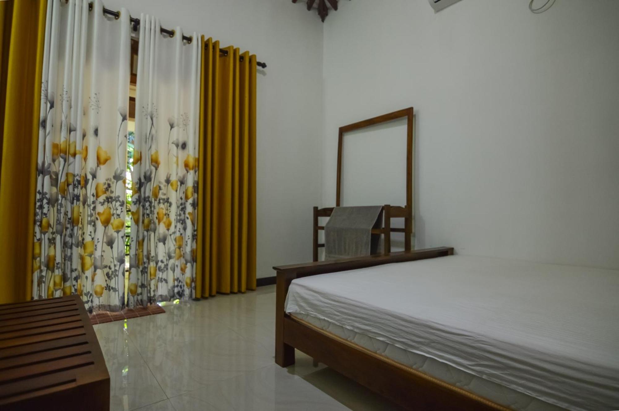 Binara Home Stay Polonnaruwa Exteriör bild