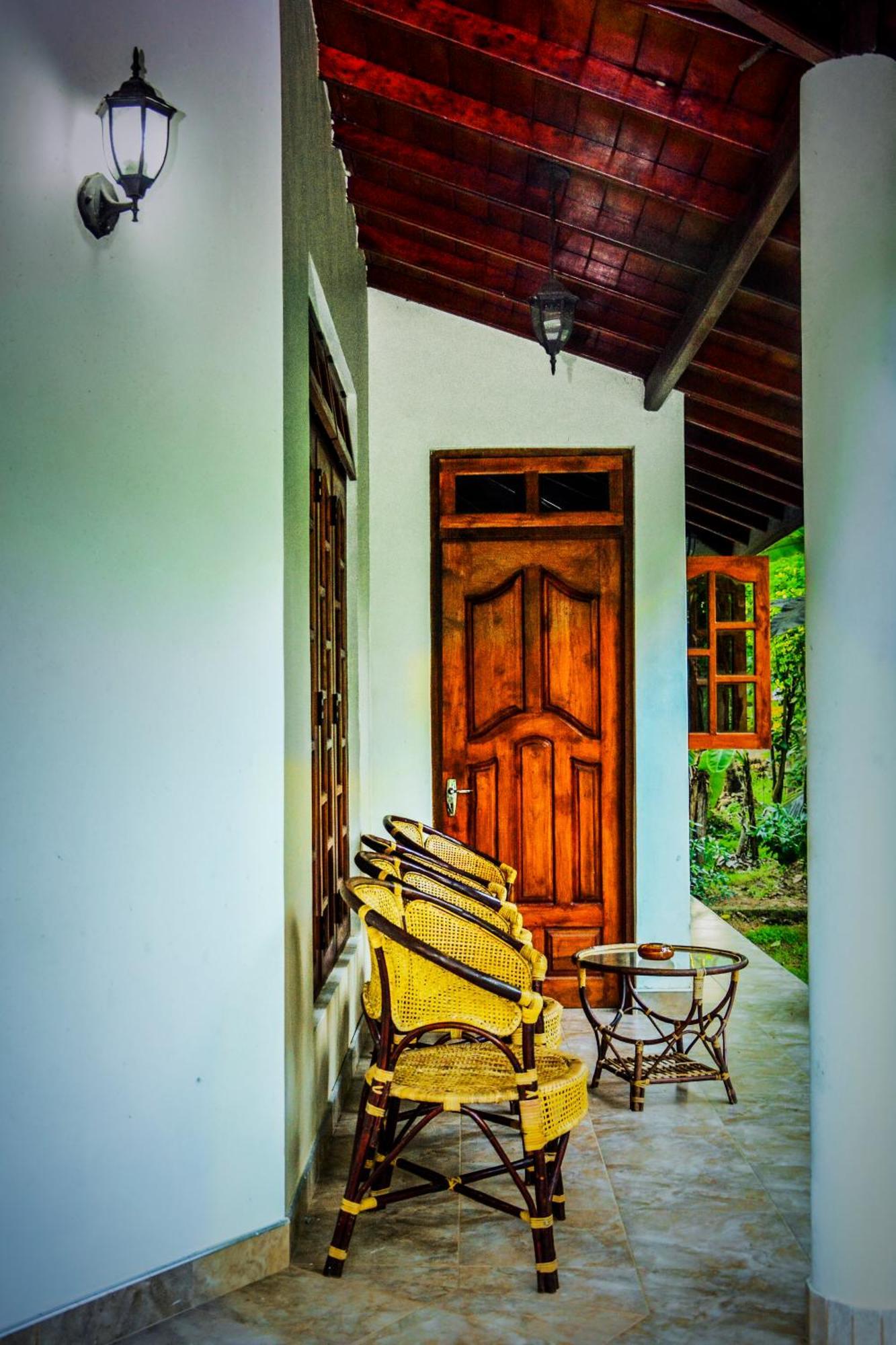 Binara Home Stay Polonnaruwa Rum bild